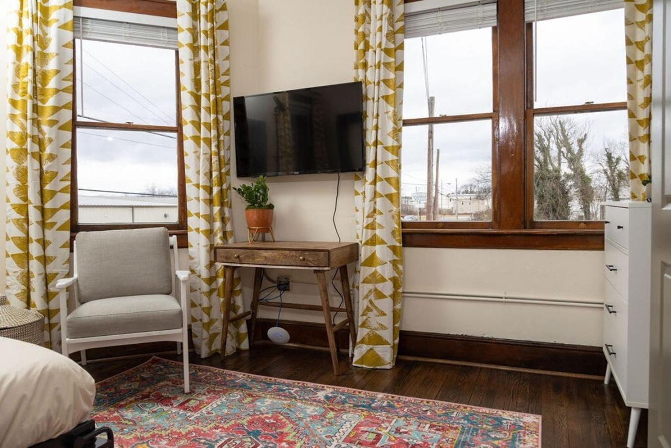 Апартаменты Luxury Multi-Unit Historic Building Near Downtown Роанок Экстерьер фото